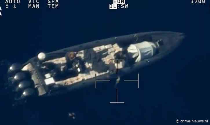 Go-fast speedboot met duizenden kilo’s cocaïne onderschept voor kust van Lissabon