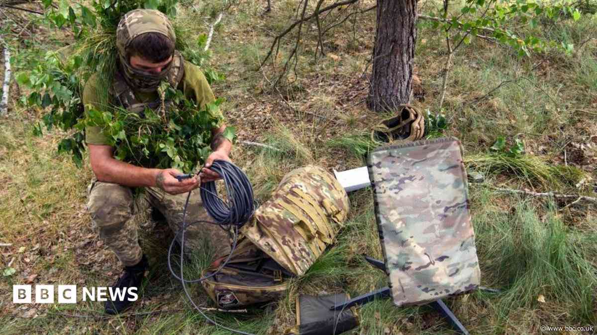 Why is Starlink internet so important on the battlefield in Ukraine?