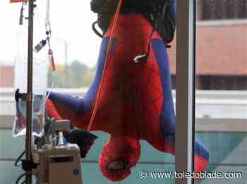 Photo gallery: Halloween superhero event