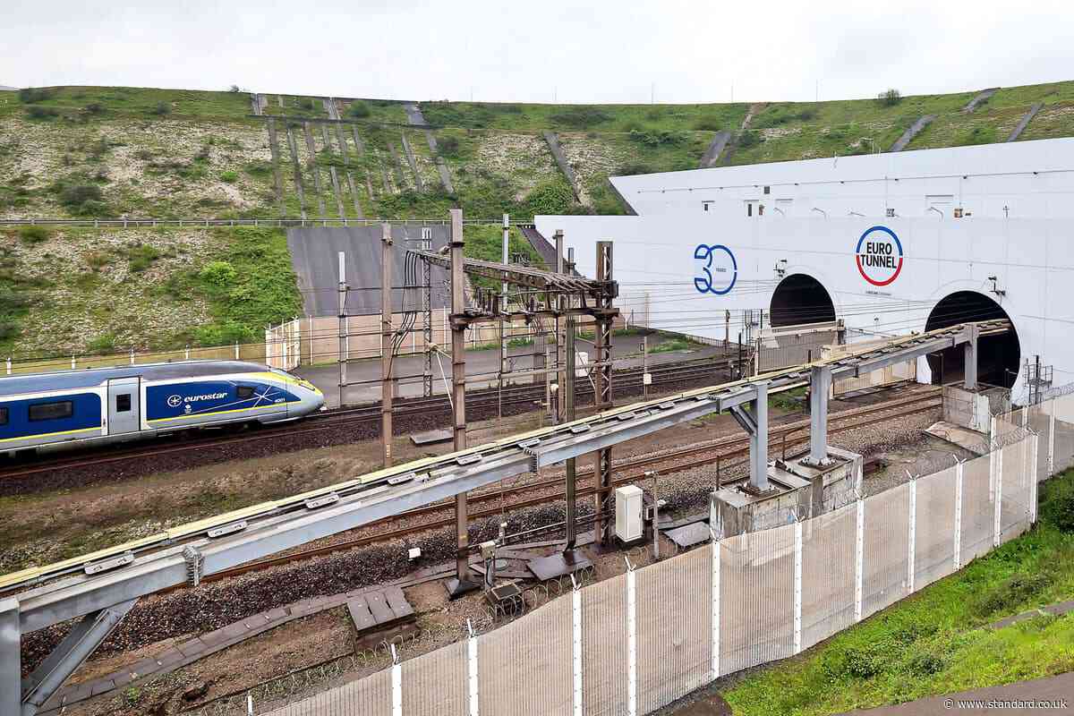 Nineteen people injured in Eurotunnel accident near Calais