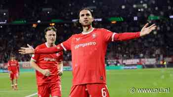 FC Twente boekt Conference League-zege na opvallende rode kaart FC Thun