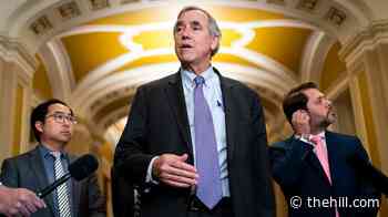 Democratic senators set up vote on blocking Saudi nuclear deal