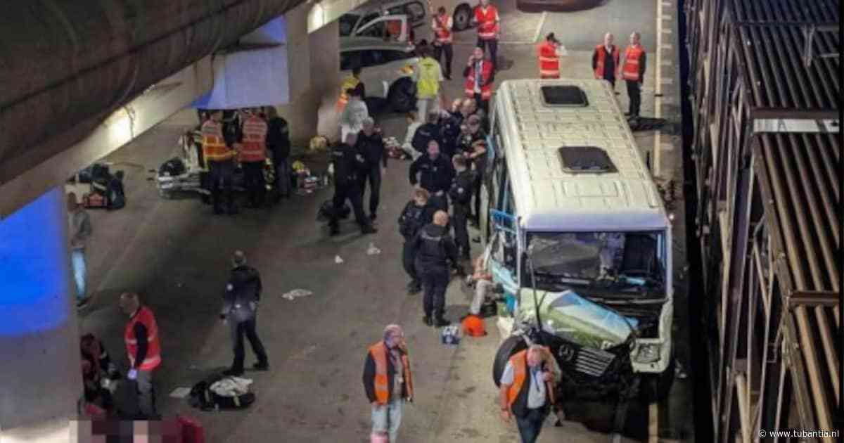 Meerdere gewonden bij botsing met trein voor ingang Kanaaltunnel, Eurostar rijdt gewoon