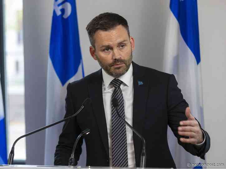 Parti Québécois caucus members swear allegiance to ‘the people of Quebec’ — not the King