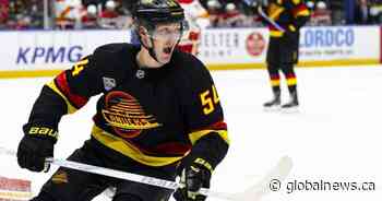 Maple Leafs acquire Raty in trade with Canucks