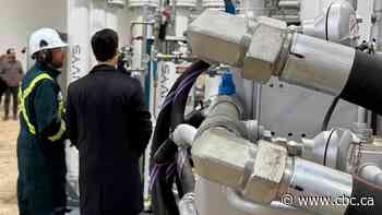 Canada's largest helium purification facility opens in southwest Sask.