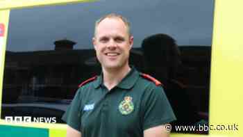 Paramedic helps deliver baby by phone after course