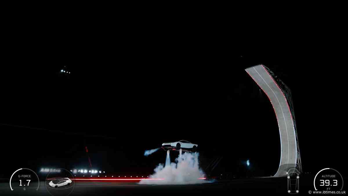 'Flying Cars Are Real': Elon Musk Shows Tesla Roadster's Upside-Down Drive, Mid-Air Flip After Nine Years of Waiting
