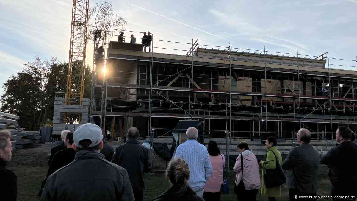 Hebauf-Feier in Königsmoos: So läuft der Ausbau der Grundschule in Stengelheim