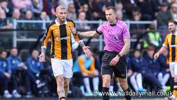 Hull City boss Sergej Jakirovic sends Oli McBurnie message after referee frustration
