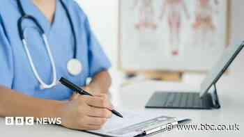 Hospital doctors to strike as pay dispute continues