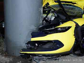 Illegales Rennen? Ferrarifahrer leicht verletzt