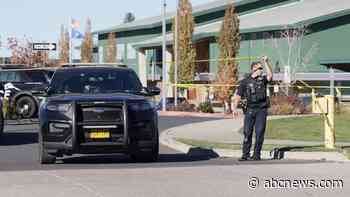Teen shooter kills 3 children, 1 teacher at elementary school in Bend, Oregon: Police