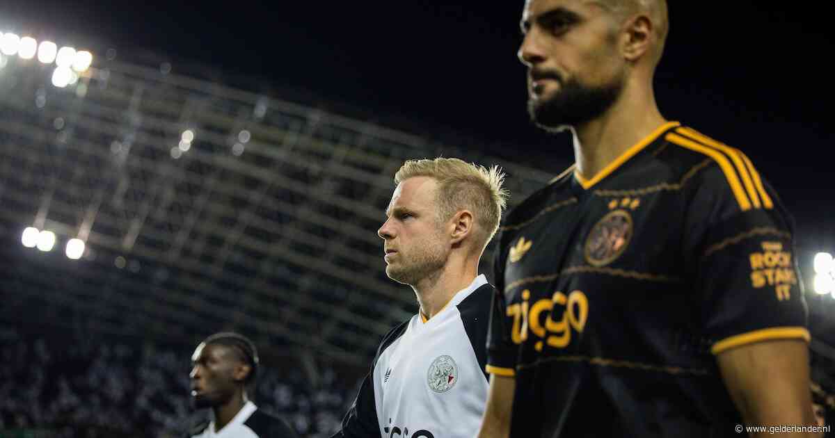 Ajax van hoop en optimisme naar frustratie en chagrijn, en dan komt Groningen er ook nog aan