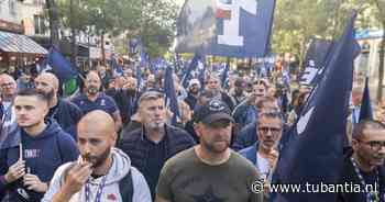 Frankrijk zit klem tussen demonstranten en financiële markten