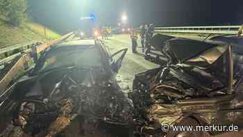 Mann stirbt bei Unfall auf A9: Fahrbahn Richtung München  stundenlang gesperrt