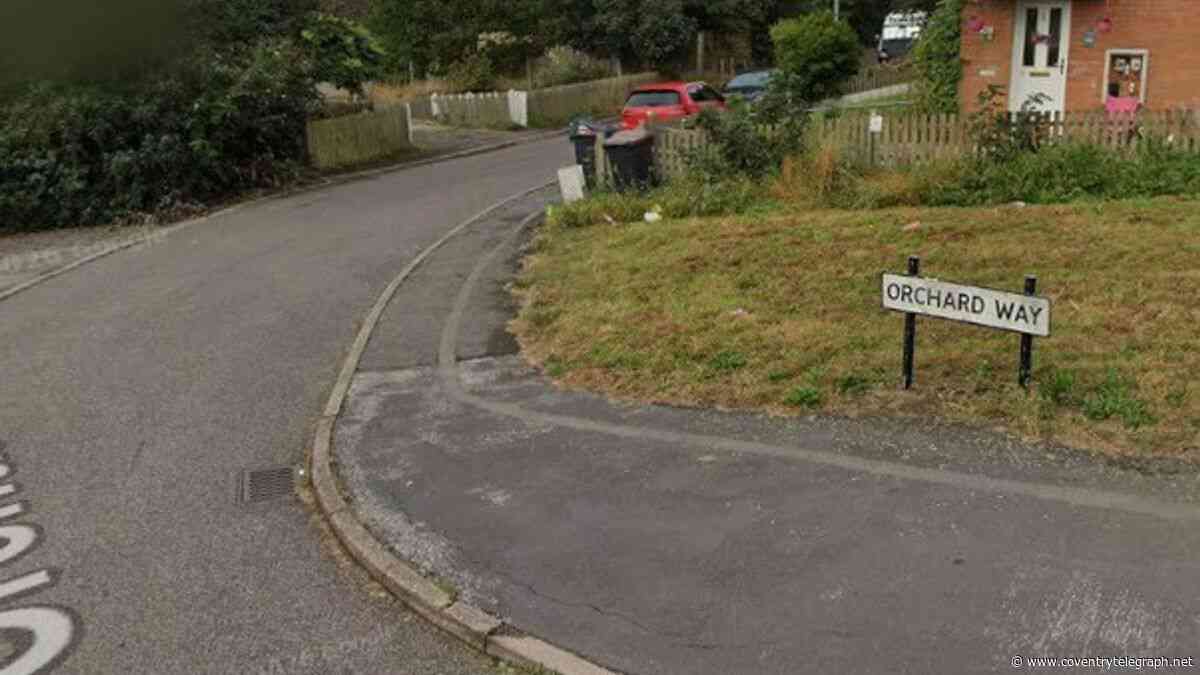 Hunt for hooded man who made sexual threats to Nuneaton residents