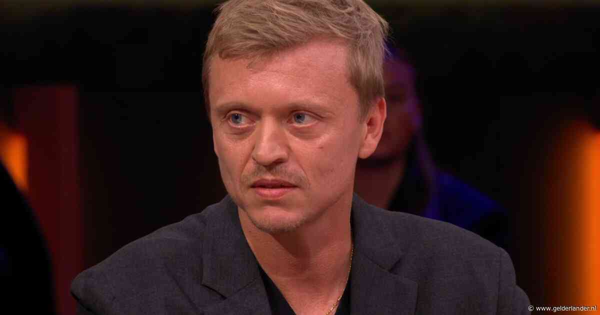 Nicolaas Veul wordt ‘kotsmisselijk’ van uitspraken over lhbti-propaganda: ‘Het raakt me heel erg’