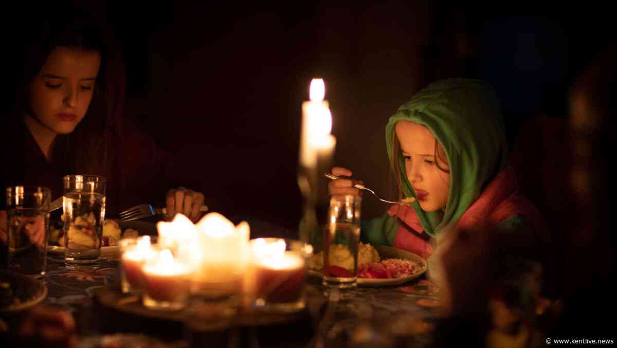 Prepper's 'threat to life' blackout warning for people across the UK