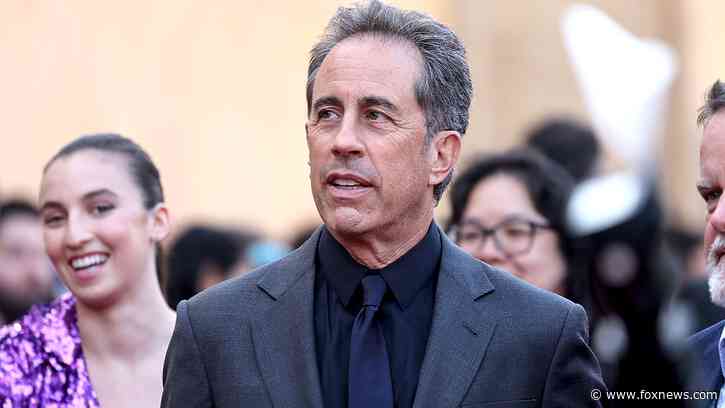 Jerry Seinfeld turns tables on radical anti-Israel agitators after chaotic Chicago stunt backfires