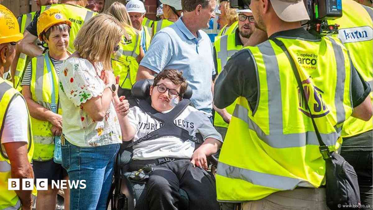 Dad thanks DIY SOS team for son's 'miracle' homecoming
