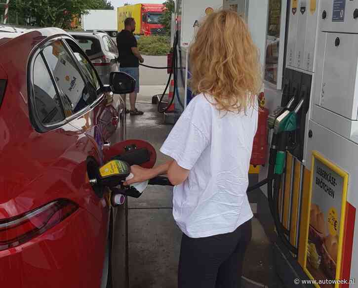 Benzineprijs daalt hard, maar is nog altijd torenhoog
