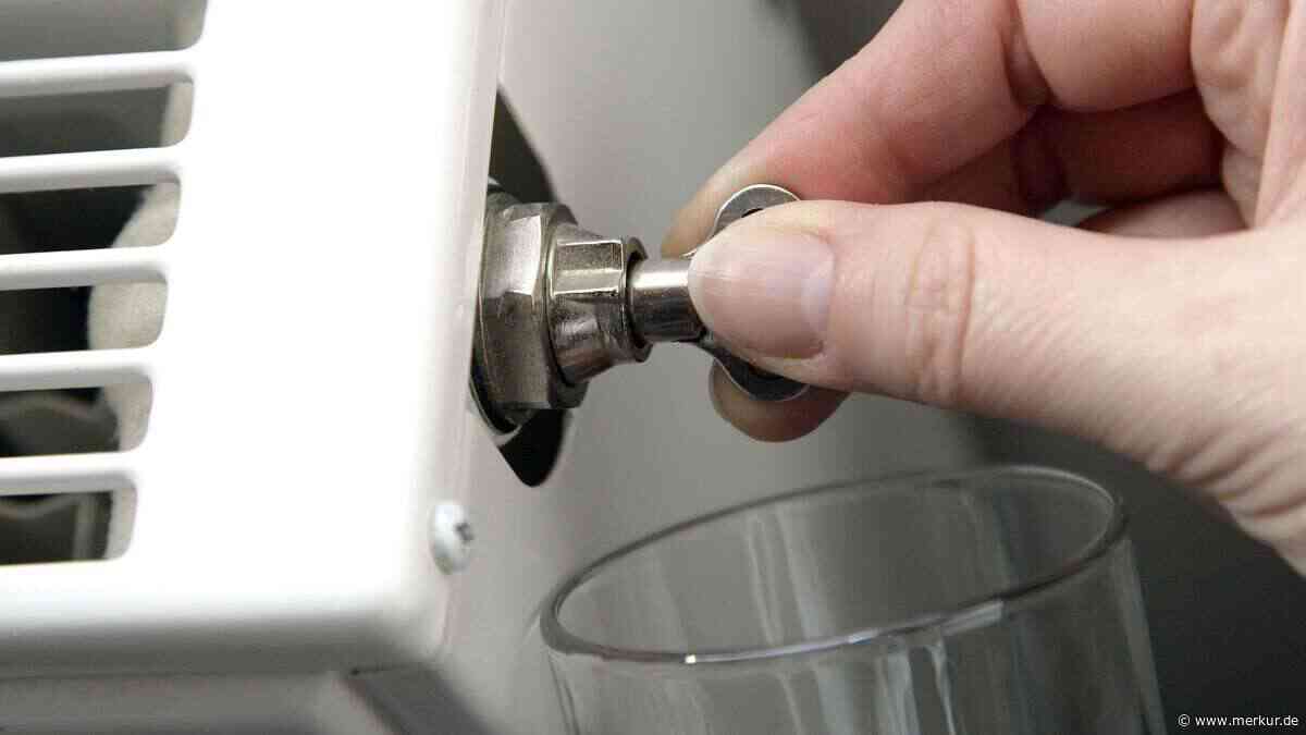 Heizung entlüften: Diese 8 häufigen Fehler treiben die Heizkosten hoch – und so vermeidet man sie