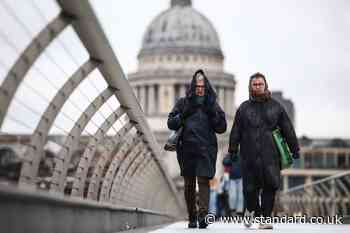 London weather: Temperature to plunge to 13C as Met Office issues 'unsettled' warning