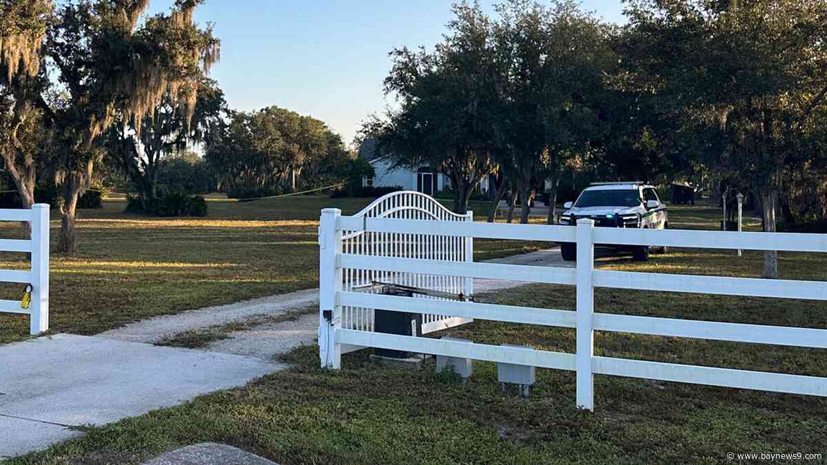 One dead after mosquito control helicopter crashes in Myakka City