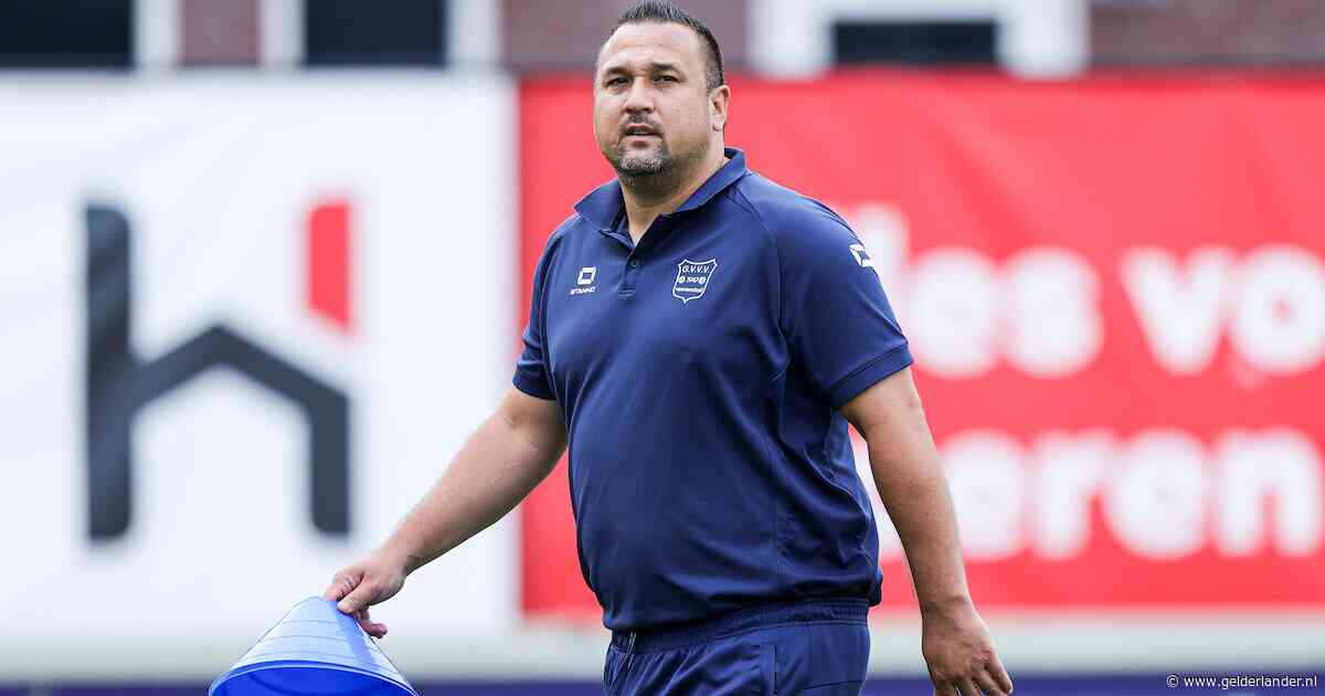 KNVB schorst Jhon van Beukering voor 2,5 jaar na kaakslag