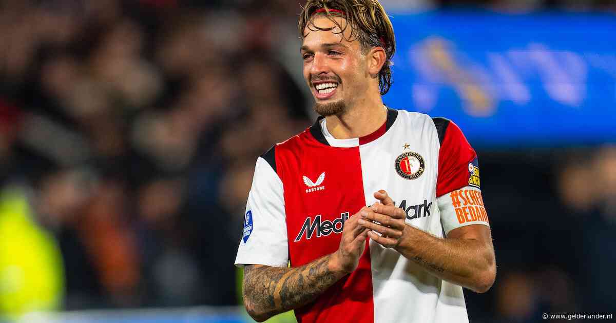Van Bronckhorst haalt opgelucht adem: Feyenoord-aanvoerder Valente beschikbaar tegen Telstar