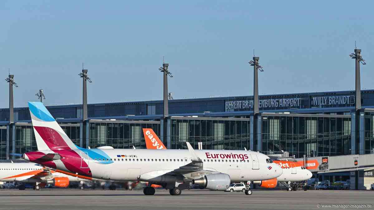 Eurowings prüft Kurzarbeit und streicht Flüge sowie Weihnachtsfeier