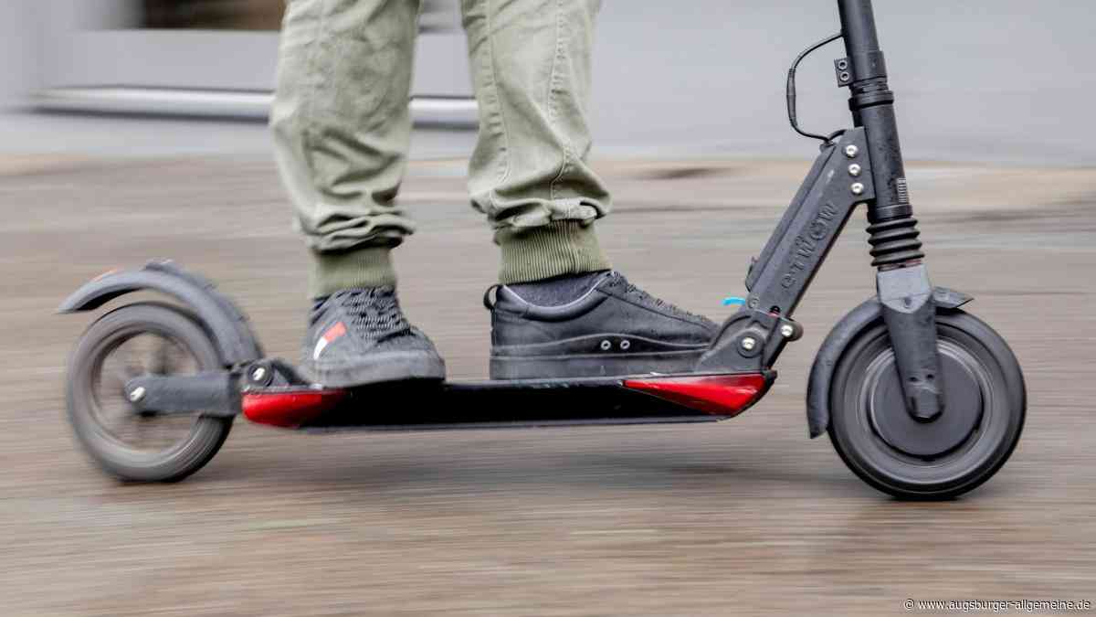 13-Jähriger versucht mit E-Scooter vor der Polizei zu flüchten