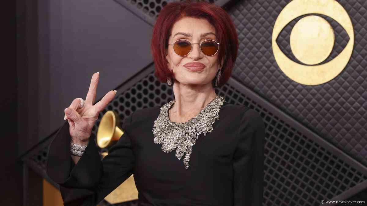 Sharon Osbourne heeft nog altijd deuk in gezicht na cosmetische ingreep: ’Voor wie doe ik dit allemaal?’