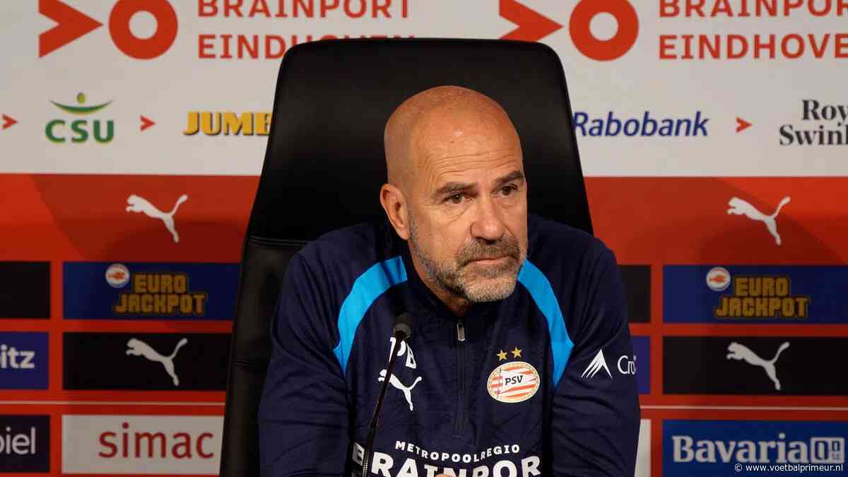 Bosz geeft uitleg over uit beeld geraakte PSV-aanvaller: 'Ik beloon ook spelers'