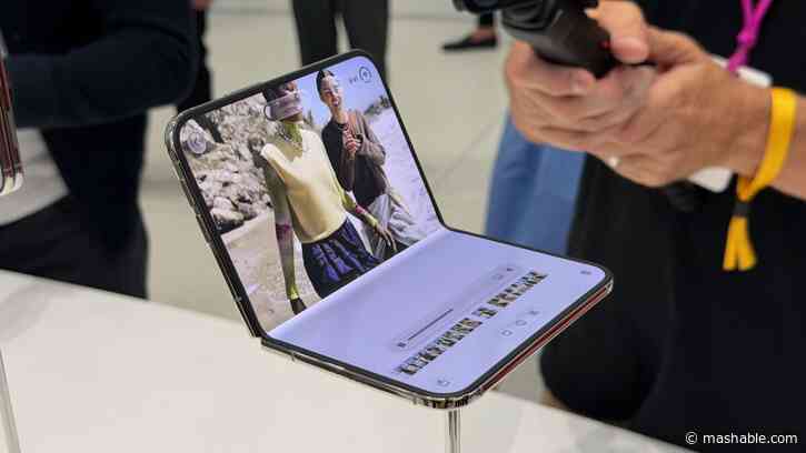 Apple iPhone Duo sells out instantly. Its backordered until December.