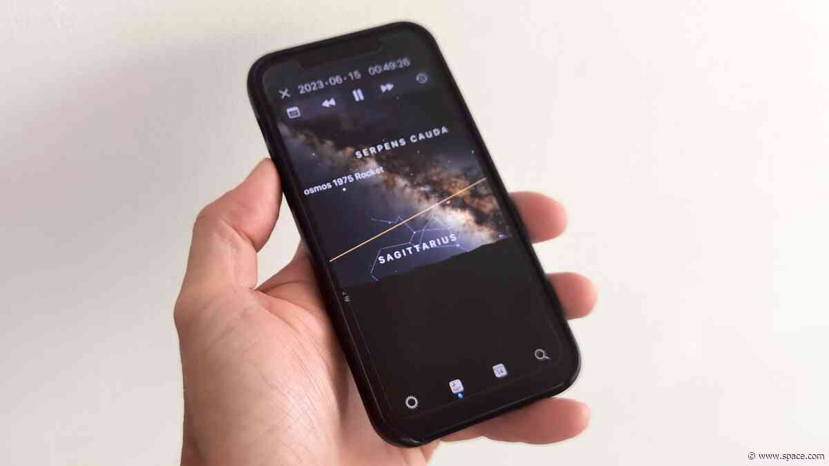 Beyond pointing your phone at the night sky, this is how to use stargazing apps effectively