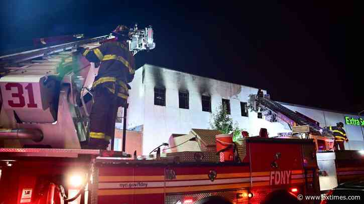 FDNY takes on two-alarm blaze at vacant West Farms commercial building