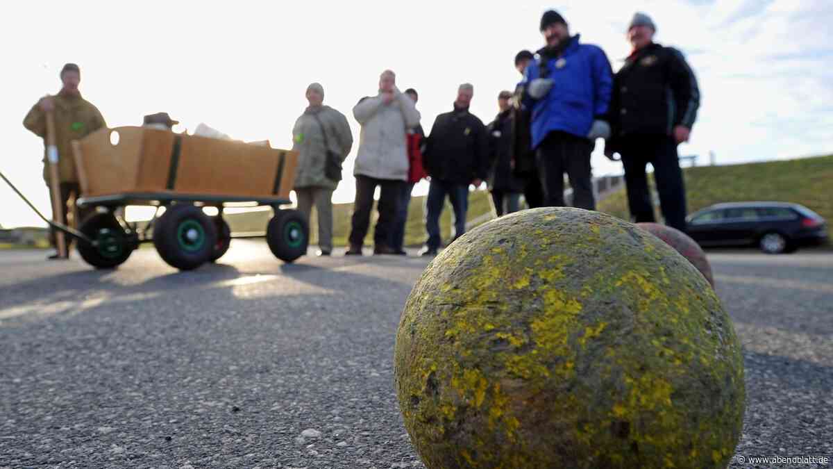Boßeltour durchs Alte Land – warum nicht gleich als Weihnachtsfeier?