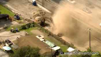 Crews responding to major gas leak closes part of Turnpike in Hollywood