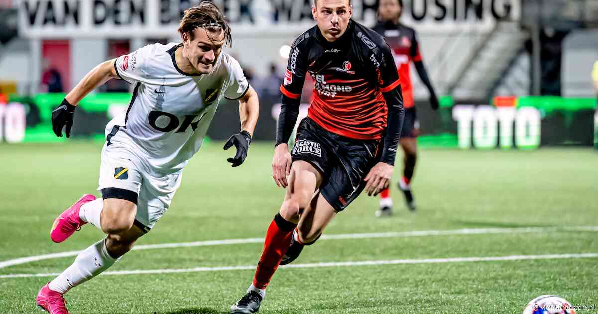 LIVE | Soumano na blessure terug in de basis NAC, nieuw talent op de bank tegen Helmond Sport