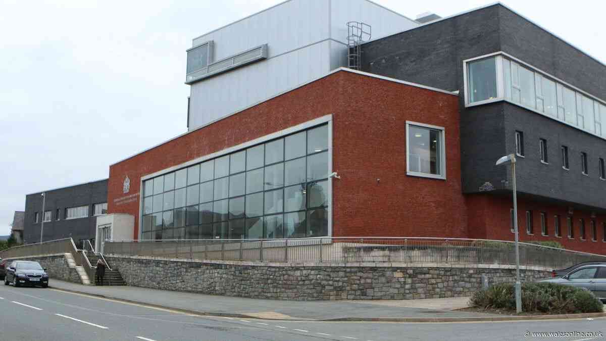 Senior police detective who illegally accessed Welsh force's logs for ex-lover is jailed