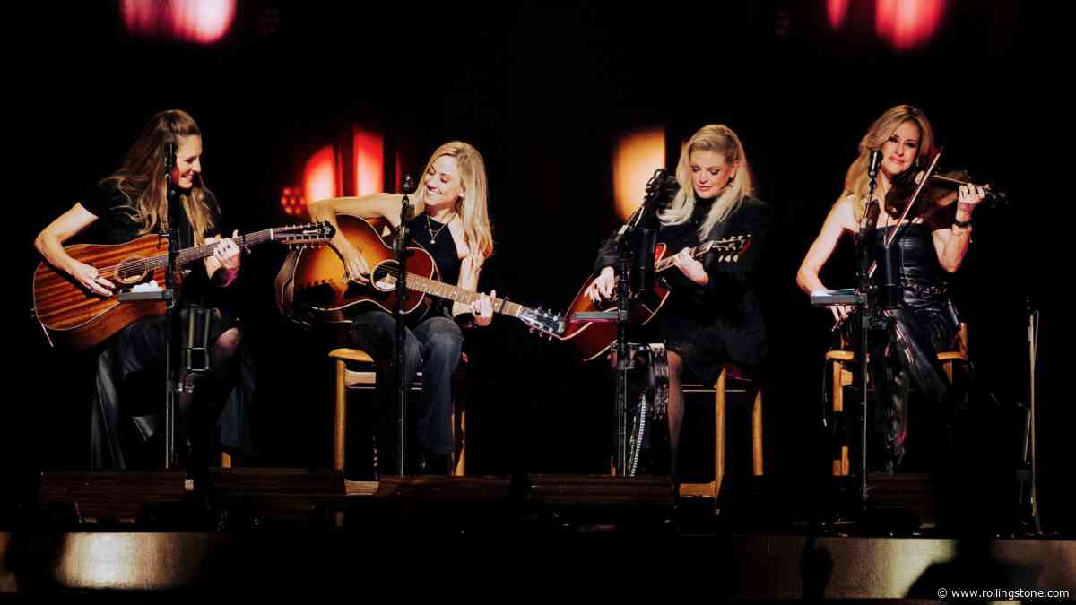 The Chicks Return to Nashville for an Empowering Concert That Refuses to Make Nice