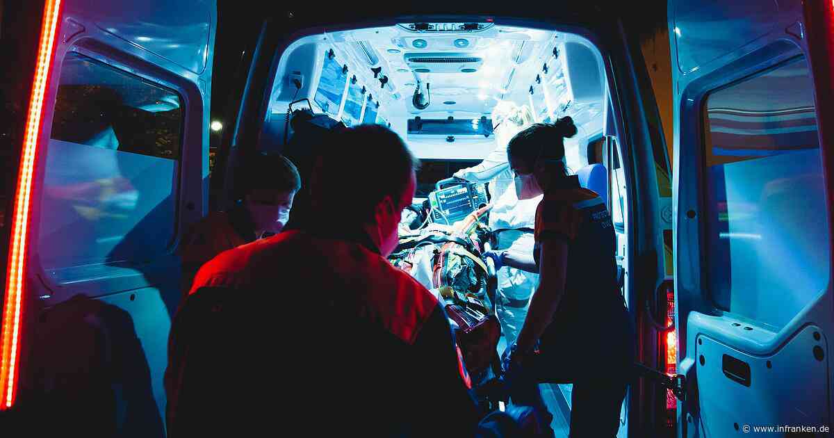 Geisterfahrer-Unfall auf A70 bei Bamberg: Drei Autos, mehrere Schwerverletzte
