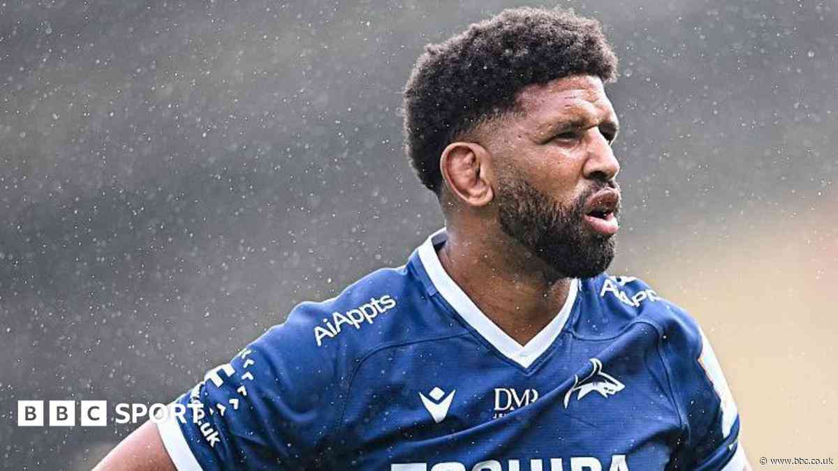 South African rugby player Andrews dies at team hotel