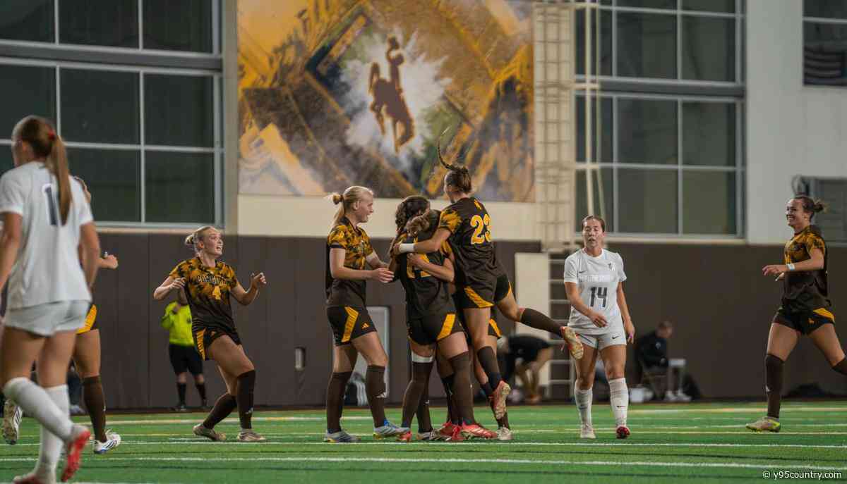 Cowgirls Draw with Visiting New Mexico, 1-1