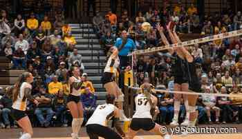 Cowgirls Push League-Leading Hawai’i to the Brink, Fall in 5