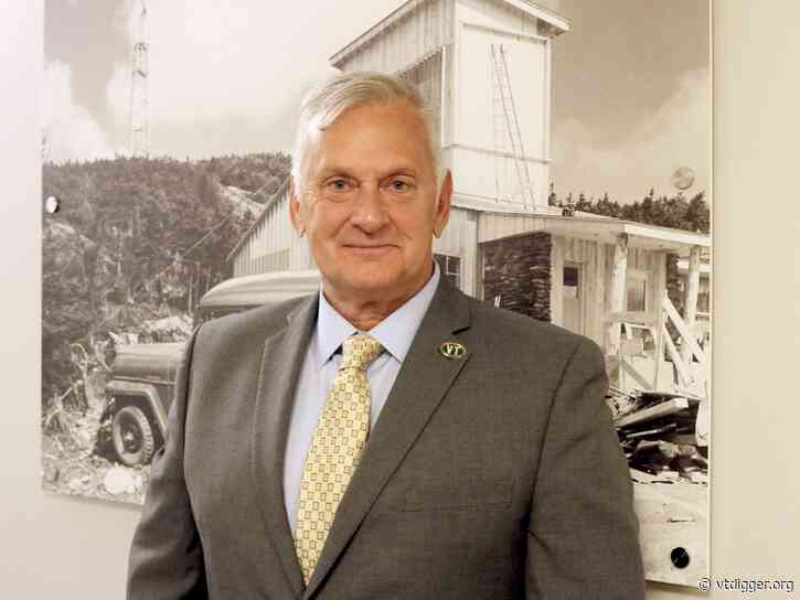 In his third congressional race, Republican Gerald Malloy is looking for middle ground