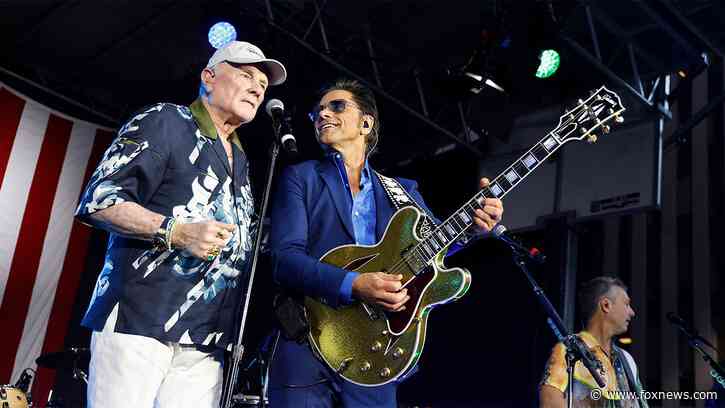 John Stamos says Beach Boys legend Mike Love is facing 'serious health challenges'