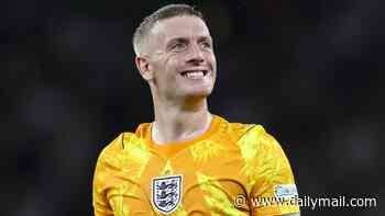 'When it really matters, England would choose Pickford': Everton boss David Moyes insists his No1 is better than ever despite pressure for his international place... and says he remains a better kicker than rival James Trafford